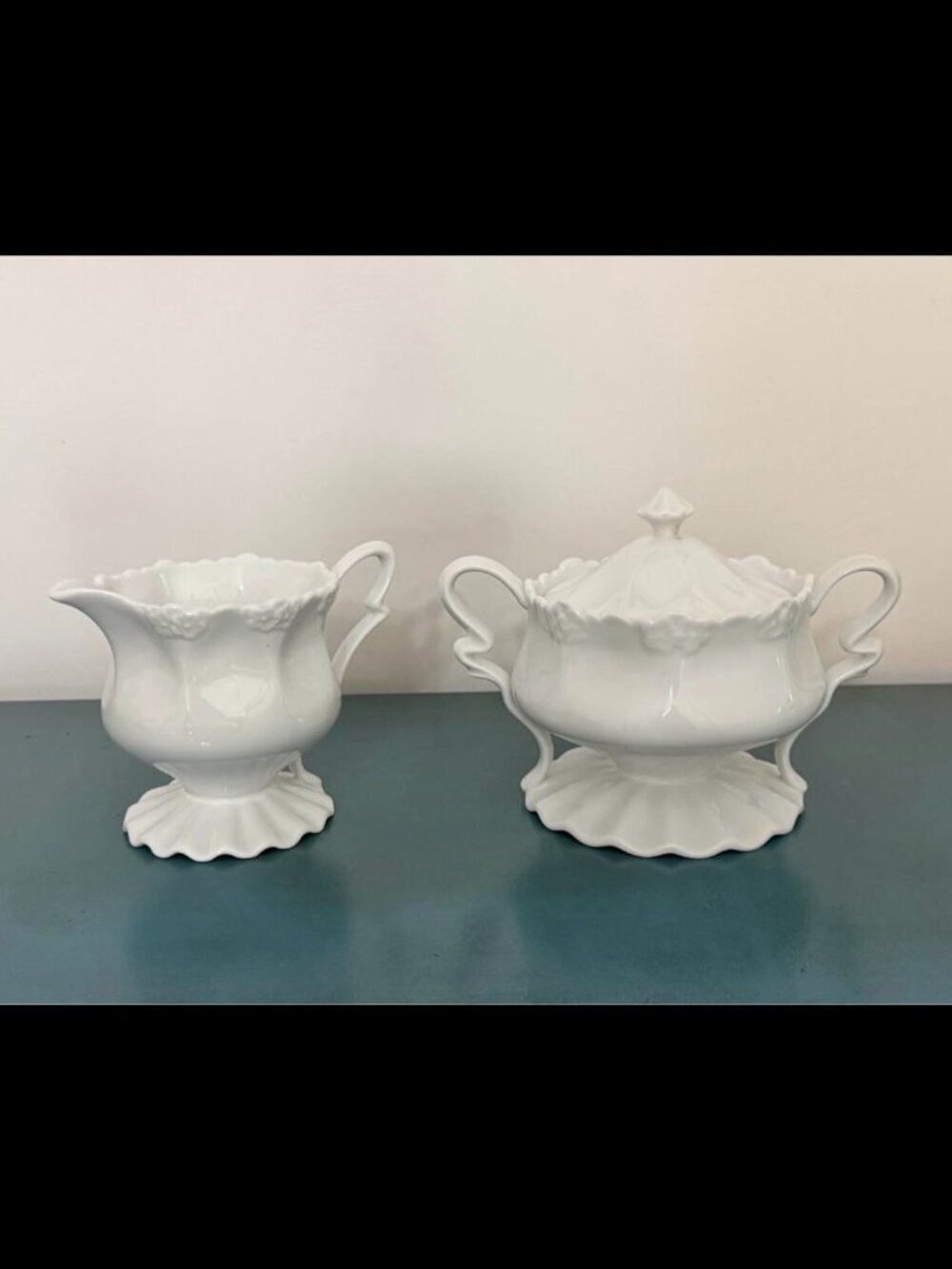 Peppertree Tabletops Fine Porcelain White Creamer & Covered Sugar Bowl Set